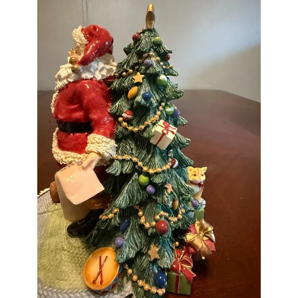 Vintage Musical Santa Claus Figurine with‎ Christmas Tree Teddy Bear Here Come